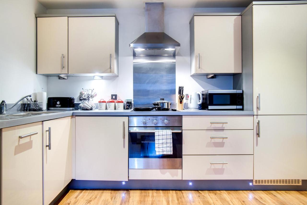 Inners City Apartments -On Suites Бирмингем Экстерьер фото