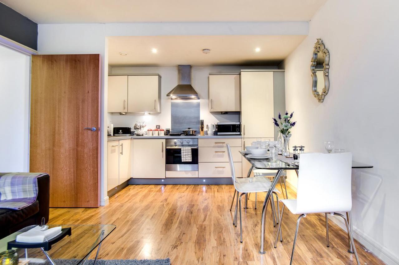 Inners City Apartments -On Suites Бирмингем Экстерьер фото