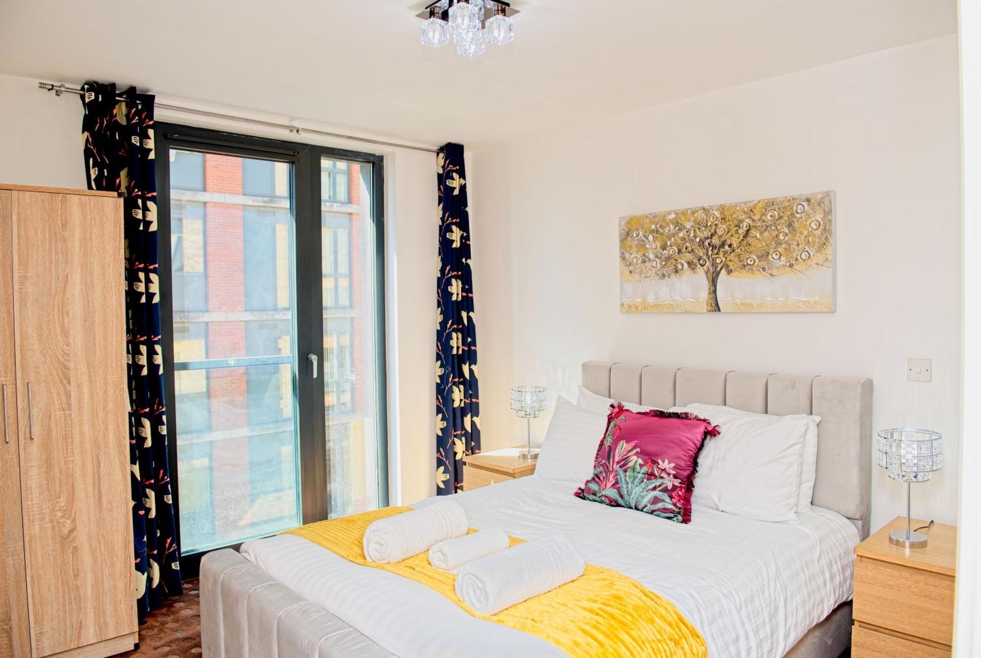 Inners City Apartments -On Suites Бирмингем Экстерьер фото