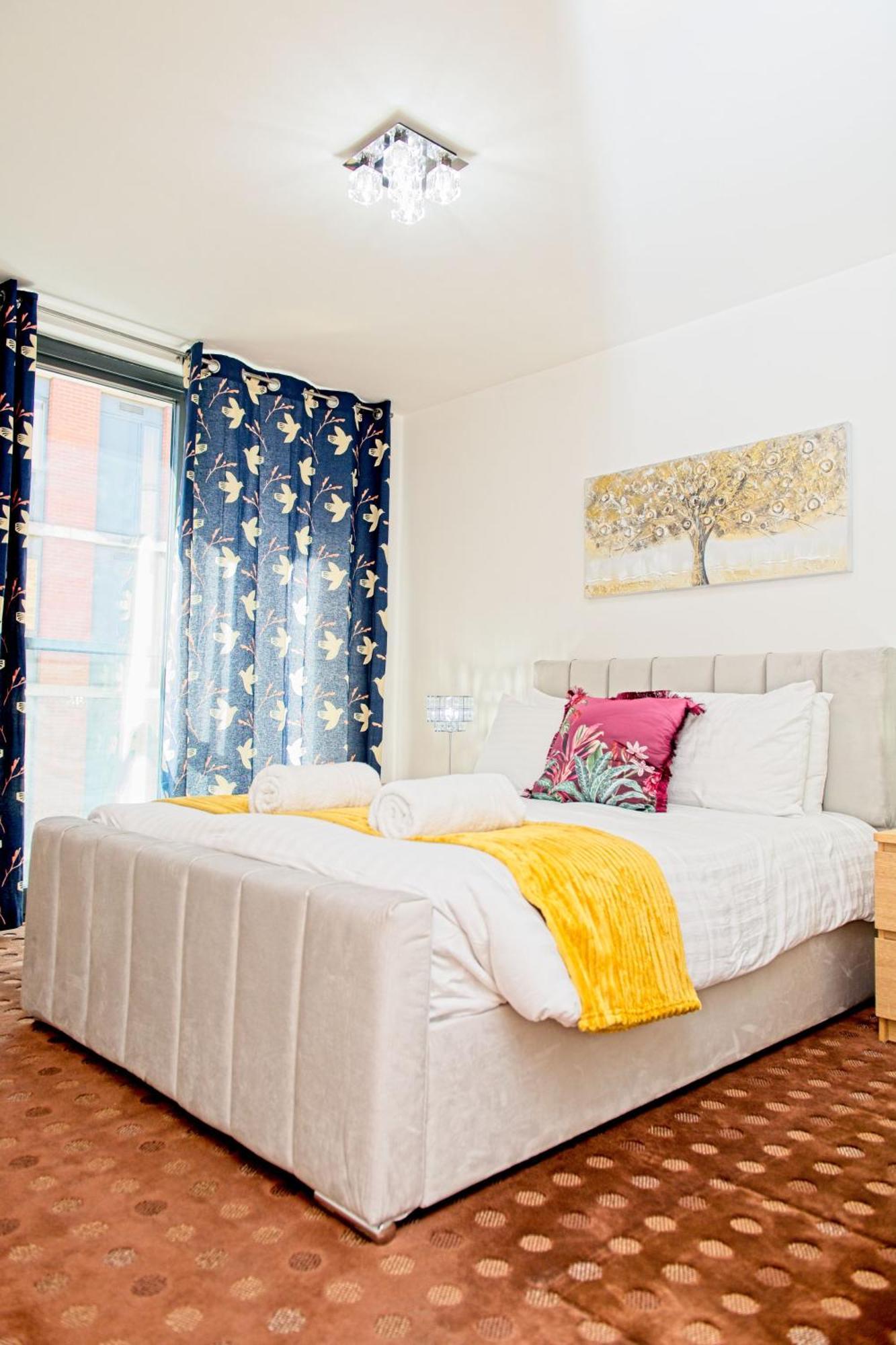 Inners City Apartments -On Suites Бирмингем Экстерьер фото